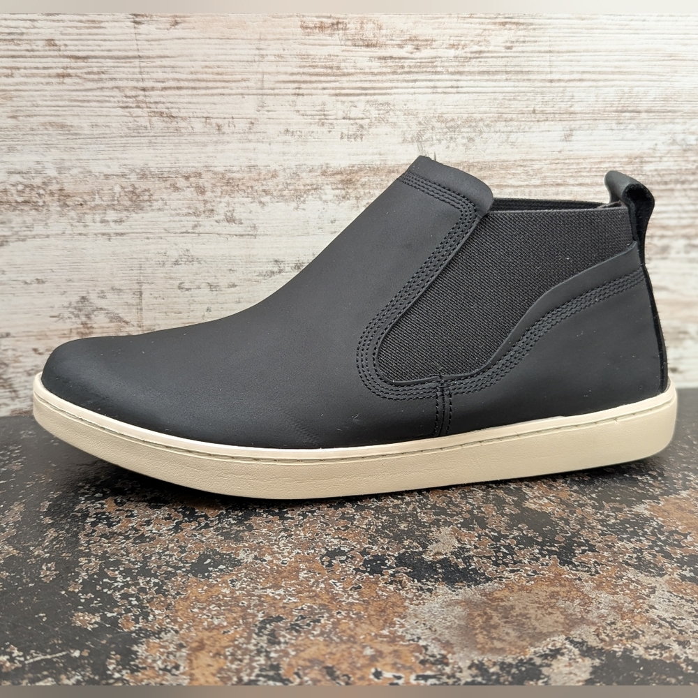 Womens Olukai Pehuea Mid Sneaker Boots Shoes Sz 9.5 VGC Black Leather